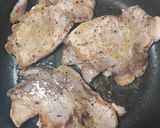 A picture of step 5 of トントキ / Pork Loin steak.