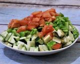 Foto del paso 1 de la receta: Barquitas de endibias con verduras, aguacate y queso fresco
