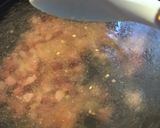 Foto do passo 1 de Penne ao molho de tomate com bacon