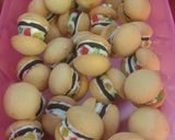 Foto langkah ke 5 dari resep Cookies burger mini eggdrop.