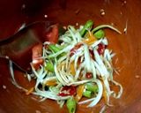 รูปขั้นตอนการทำที่ 6 ของ ส้มตำปลาร้า