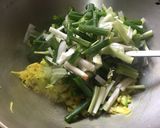 A picture of step 3 of Winter Veggie Dry Curry.