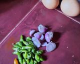 Foto langkah ke 1 dari resep Mie Rebus Kangkung.