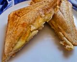 Almás-sajtos melegszendvics recept fázis 7 fotója