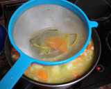 Foto del paso 6 de la receta: Crema de zanahorias y calabaza con tortellinis salteados