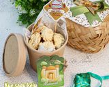 Foto langkah ke 5 dari resep Hampers Lebaran Kue Sagu Keju.