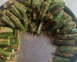A picture of step 2 of Bharwan bhindi stuffed okra.