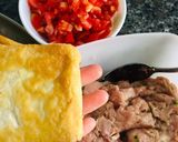 Hình bước làm 1 của món Đậu hũ “há miệng chờ” thịt heo sốt cà