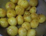 A picture of step 2 of Dum aalu.