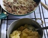 Foto del paso 5 de la receta: Hígado encebollado sobre puré
