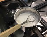 Une image de l'étape 1 de Œufs de Pâques fondants chocolat noix de coco.