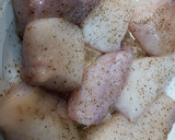 Foto del paso 2 de la receta: Rape en salsa con langostinos y sepia