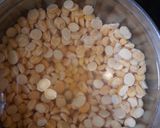 ডালের বড়া(daler bora recipe in Bengali) রেসিপির ধাপ 1 ছবি
