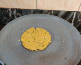 A picture of step 4 of Brown rice flour mini paratha.