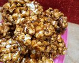 A picture of step 4 of Caramel popcorn.