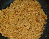 A picture of step 4 of Quick n Easy Fried Noodles.