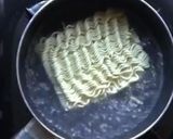 Foto langkah ke 1 dari resep Mie kepompong goreng.