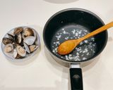 （飛利浦電子鍋）煲一鍋【蚵仔蛤蜊海鮮粥】『葡萄牙牡蠣』原鄉底加啦！的食譜步驟3照片