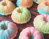 Foto langkah ke 6 dari resep Bolu Kukus Mini Unicorn.