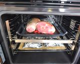 Foto del paso 5 de la receta: Codillo al horno