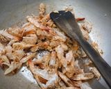 Foto langkah ke 1 dari resep Kaldu bubuk kepala udang dan kulit udang.