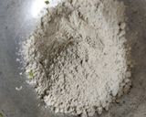 બાજરી ના લહસુની પરોઠા (Bajri Lasooni Paratha Recipe In Gujarati) રેસીપી સ્ટેપ3ફોટો