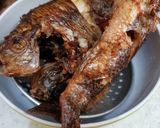 Foto langkah ke 1 dari resep Ikan Nila Saus Tiram.