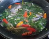 Foto langkah ke 5 dari resep Sop Ikan Kue.