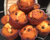 Foto del paso 5 de la receta: Magdalenas con pepitas de chocolate con o sin azúcar