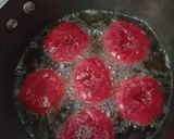 A picture of step 4 of Beetroot Balushahi.