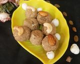 गोंद लड्डू (Gond Laddu recipe in Hindi) रेसिपी चरण 4 फोटो
