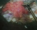 A picture of step 4 of Palak Matar.