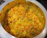 A picture of step 8 of Veg pulao.