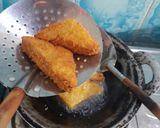 Foto langkah ke 10 dari resep Roti Goreng isi Wortel.