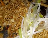 Foto langkah ke 6 dari resep Mie Goreng Kimchi #day2.