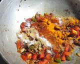 आलू और सोयाबीन की सब्जी (Aloo aur soyabean ki sabzi recipe in Hindi) रेसिपी चरण 2 फोटो