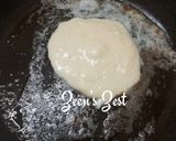 A picture of step 3 of Japanese Souffle Pancakes.