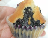 Foto del paso 4 de la receta: 239. Magdalenas con arándanos / Horno