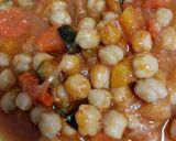 Foto del paso 3 de la receta: Potaje de garbanzos con verduritas