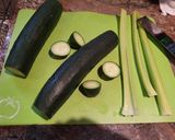 Foto del paso 2 de la receta: Agua fresca de pepino y apio