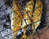 Foto langkah ke 5 dari resep Kembung bakar padang.