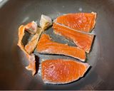 奶香鮭魚的食譜步驟1照片
