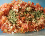 Foto del paso 2 de la receta: Salsa criolla para el choripán