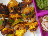 પનીર ટિક્કા ડ્રાય (paneer tikka dry recipe in gujarati)