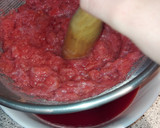 Foto del paso 2 de la receta: Sirope de fresas