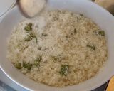 Foto del passaggio 10 della ricetta Risotto con asparagi