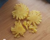 A picture of step 2 of Pineapple Raita.
