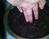 Foto langkah ke 2 dari resep Ketan Hitam Kukus Kuah Gula Merah.