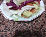 Foto del paso 4 de la receta: Ensalada de Lombarda y Pollo