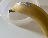 Une image de l'étape 1 de Glace à la banane et pépites de chocolat.